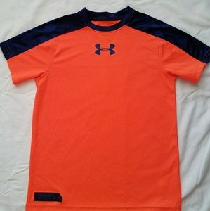 Boys under Armour shirt